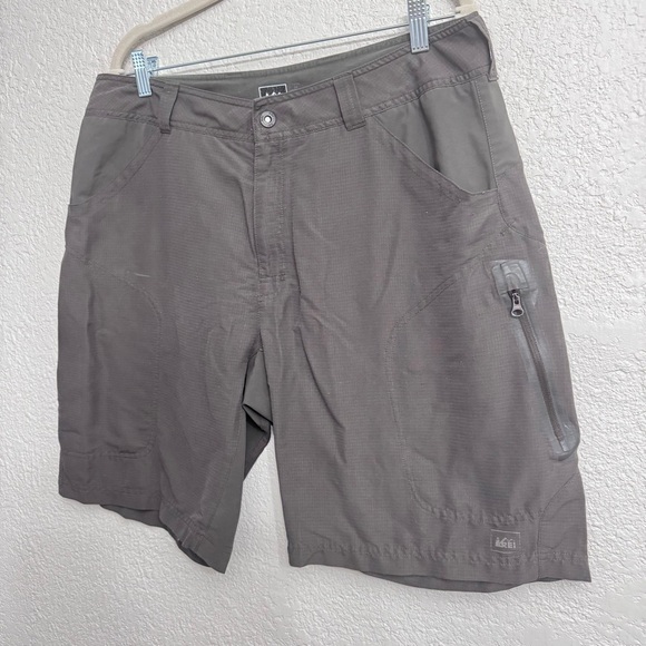 REI Ripstop Cargo Shorts Men’s 36 Stretch Hiking Outdoor - Picture 2 of 5